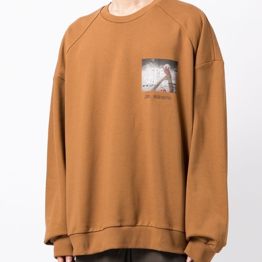 JUNN J Graphic Print & Embroidery Sweatshirt